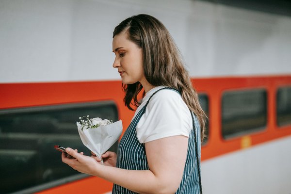 Quels sont les conseils pour éviter le mal des transports lors d'un long voyage en bus ?